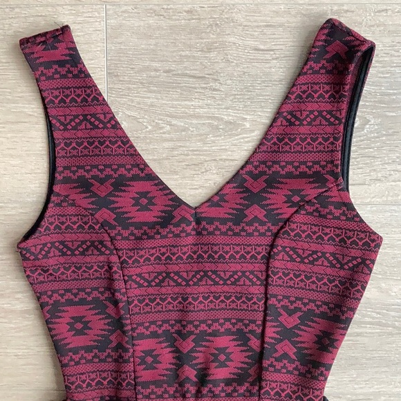 January 7 Maroon and Black Dress - Picture 3 of 8